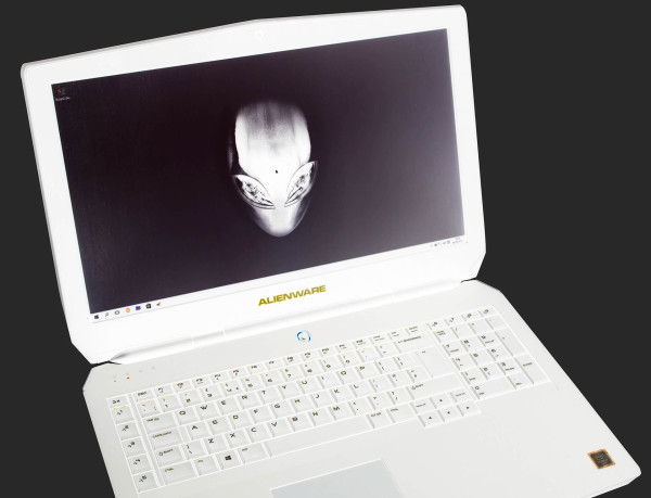 alienware_17_r3_27