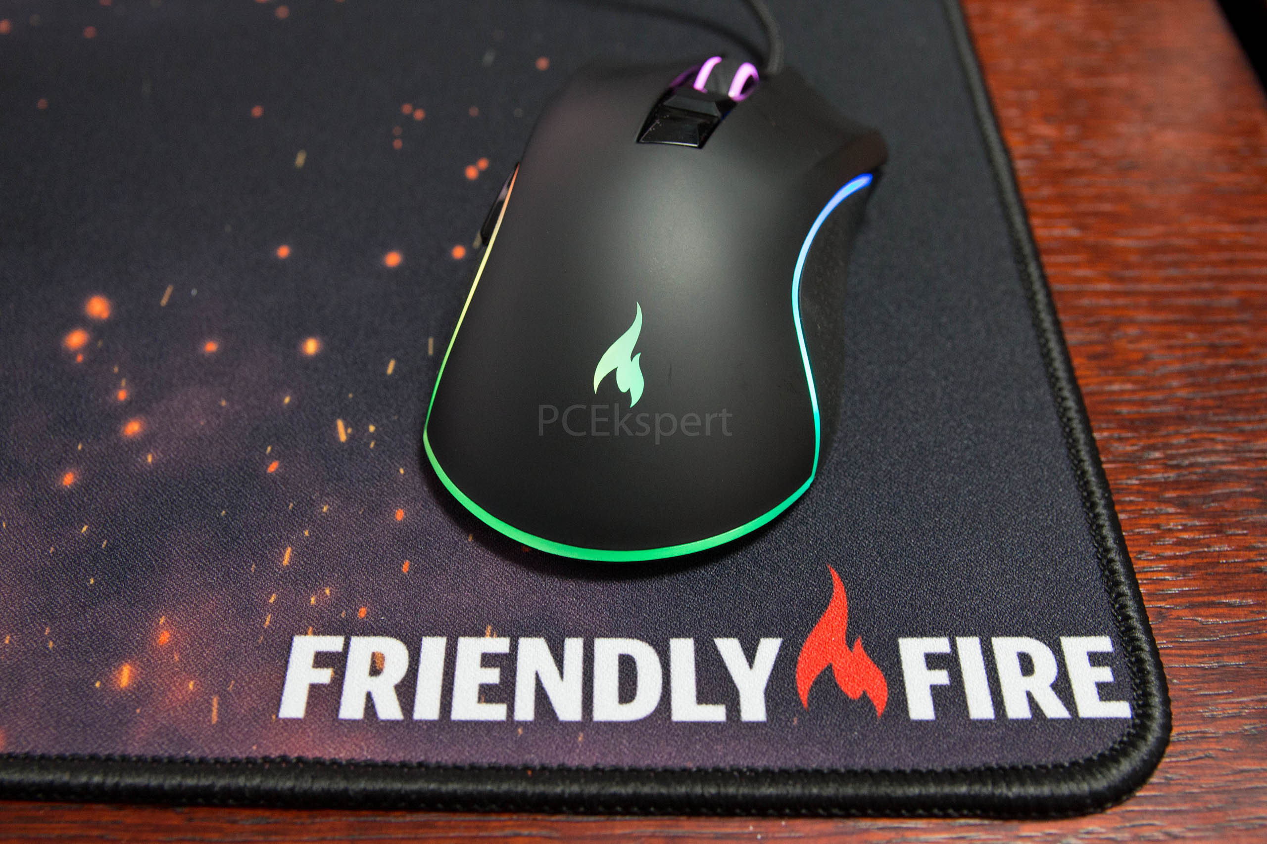 Pc Ekspert Hardware Ezine Recenzija Friendly Fire Periferije