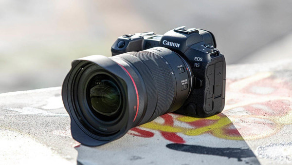 Canon predstavlja ažuriranje programske podrške za odabrane profesionalne fotoaparate