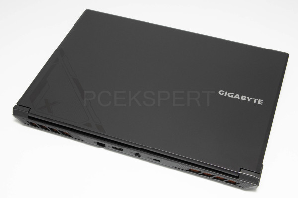 gigabyte_g6x_9kg_2024_1