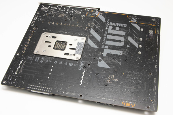 asus_tuf_gaming_x870_plus_wifi_11