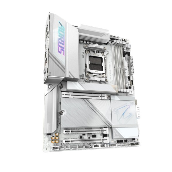 gigabyte_x870_ice_2