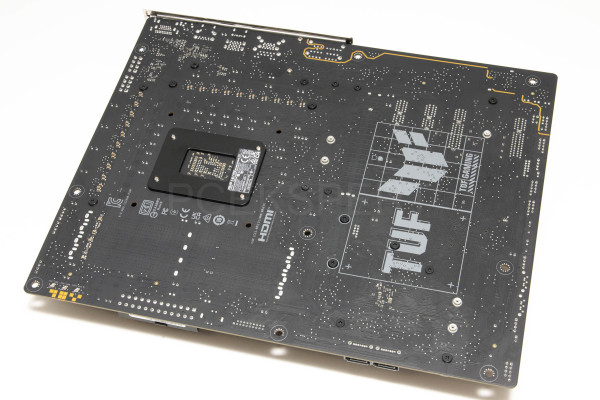 asus_tuf_gaming_z890_plus_wifi_12