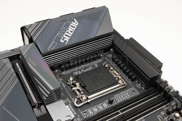 gigabyte_z890_aorus_master_3