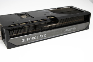 gigabyte_aorus_rtx_5080_master_oc_4