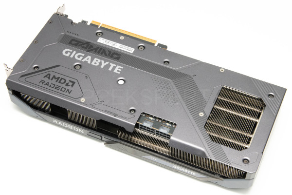 gigabyte_radeon_rx9070_oc_5