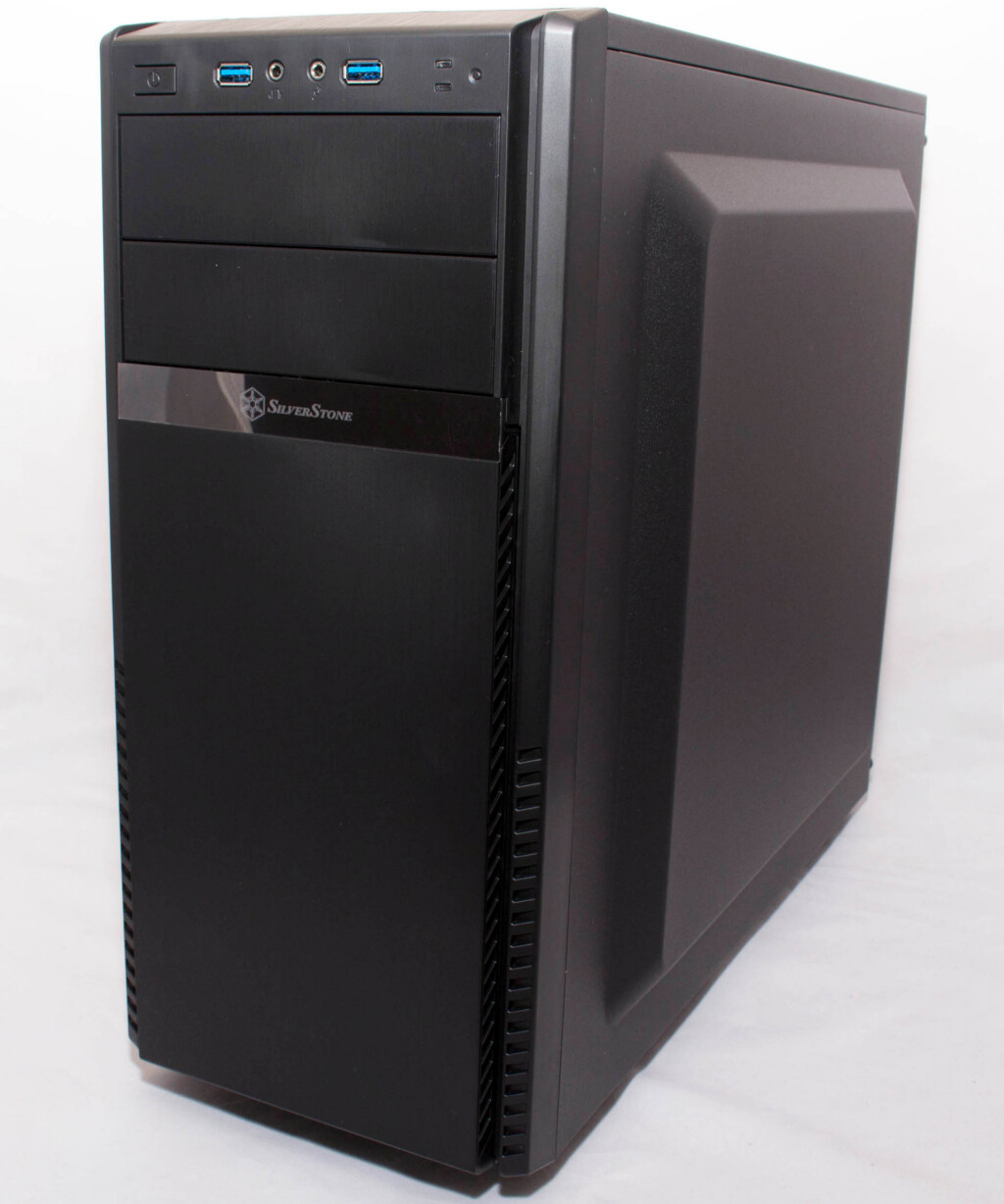 silverstone_ps11