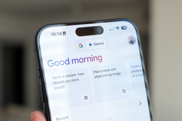 Izvršni direktor Googlea Sundar Pichai potvrdio je da je u pregovorima o integraciji Geminija u iPhone