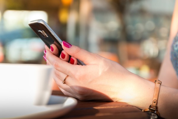 Mobiteli troše bateriju i kad ništa ne radimo Google konačno ima rješenje