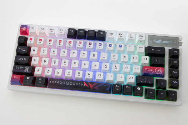 asus_rog_azoth_x_31