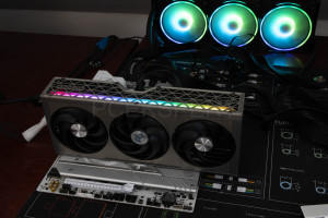 sapphire_nitro+_radeon_rc_9600_xt_oc_13