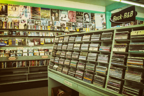 Od vinila do Spotifyja Kako su generacije proživjele glazbenu revoluciju - CD