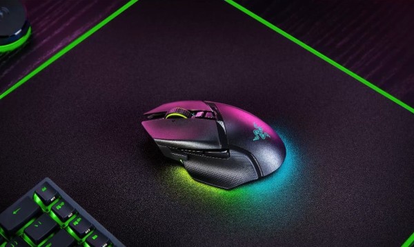 Razer Basilisk V3 Pro – gaming miš s pametnim kotačićem i 13-zonskim RGB osvjetljenjem (2)