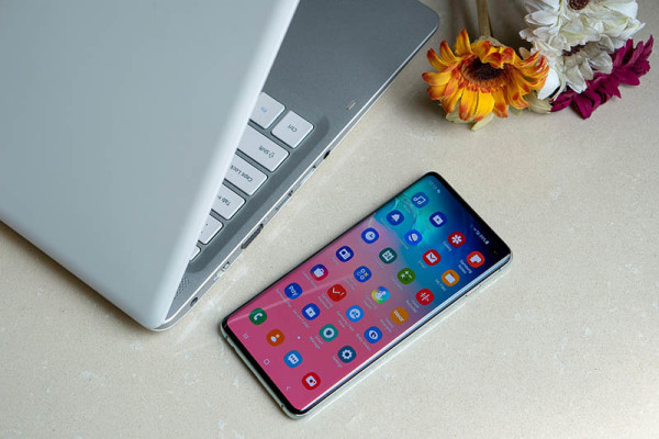 Samsung Electronics se vraća u Appleov lanac opskrbe — i osvaja Teslin mega-ugovor