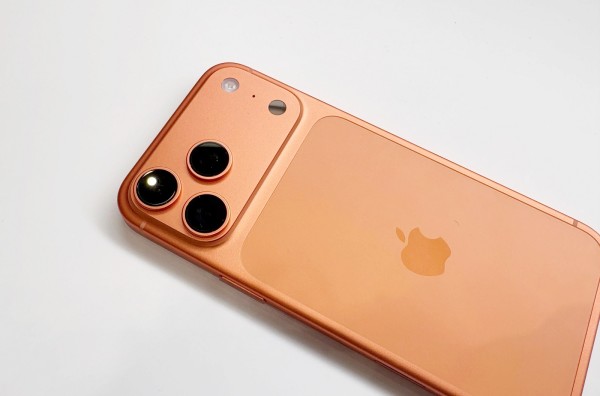 Svi ga kritiziraju, ali mora se priznati – postoji nešto što samo Apple može učiniti (2)