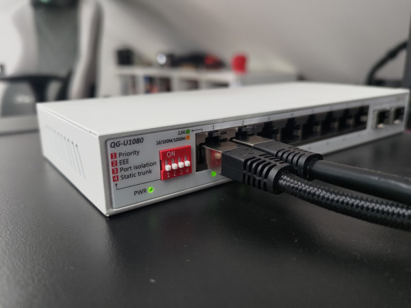 asus_qg_u1080_8