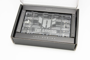 asus_tuf_gaming_argb_pwm_fan_hub_3