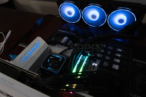 gigabyte_x870e_aorus_pro_x3d_ice_14