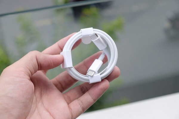 EU od 2028. uvodi obavezni USB-C za sva vanjska napajanja