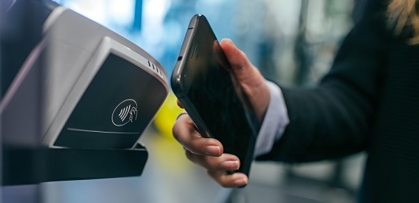 Kako transakcije putem Apple Paya i Google Paya funkcioniraju s NFC-om (1)