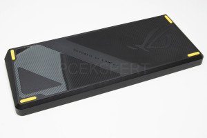 asus_rog_falchion_ace_hfx_zywoo_5