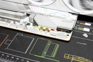 gigabyte_x870e_master_x3d_ice_16