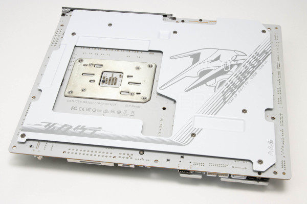 gigabyte_x870e_master_x3d_ice_6