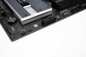 sapphire_nitro_b850a_wifi7_13