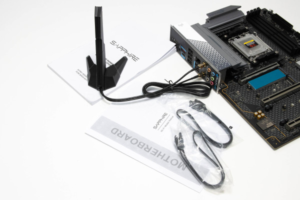 sapphire_nitro_b850a_wifi7_3