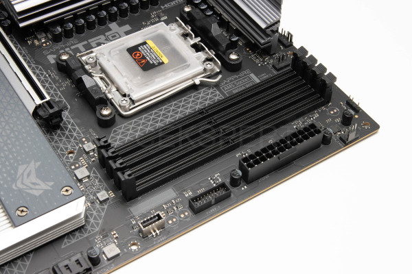 sapphire_nitro_b850a_wifi7_8