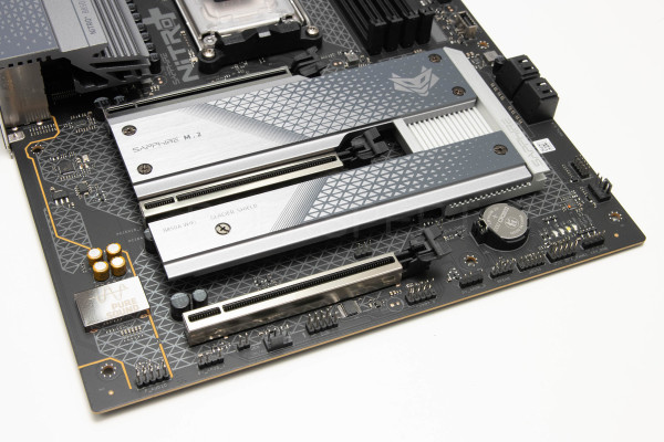 sapphire_nitro_b850a_wifi7_9