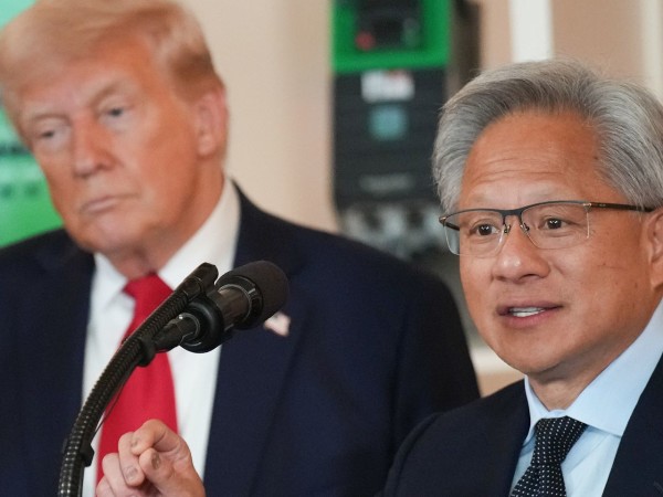 NVIDIA-ini najnapredniji AI čipovi ostaju u SAD-u Trump zabranjuje izvoz Blackwell modela u Kinu i druge zemlje