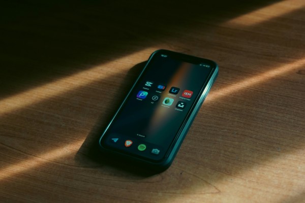 Android uvodi novu značajku koja „prisiljava“ aplikacije trećih strana na mračni način rada
