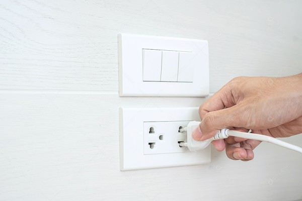 Štedi li isključivanje uređaja iz struje energiju i novac