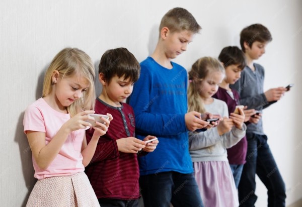 Mobilni telefoni kradu dječju koncentraciju _ 5 protumjera za svakodnevni trening _1