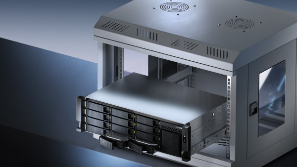 QNAP_TS-h1655XeU-RP_1