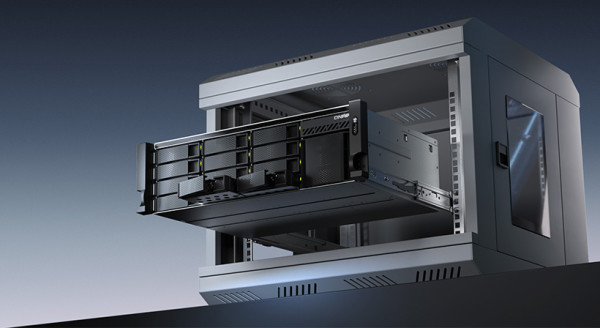 QNAP_TS-h1655XeU-RP_3