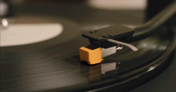 Sony se vraća gramofonima_ PS-LX3BT i PS-LX5BT spajaju vinil, jednostavnost i Hi-Res Bluetooth