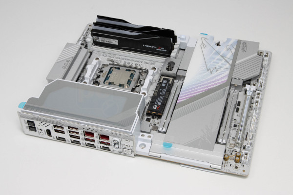 amd_ryzen_7_9850x3d_7