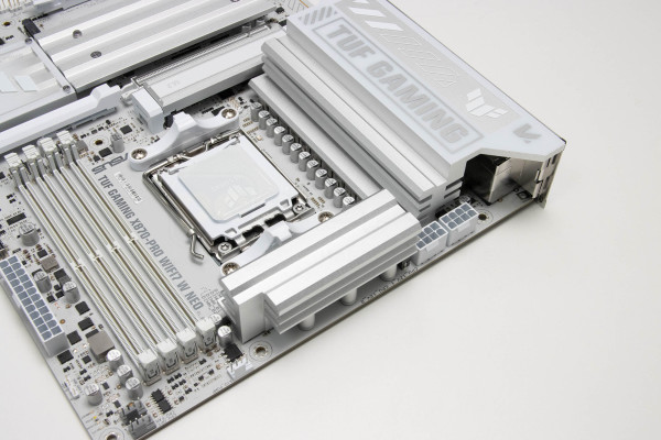 asus_tuf_gaming_x870_pro_wifi7_w_neo_5