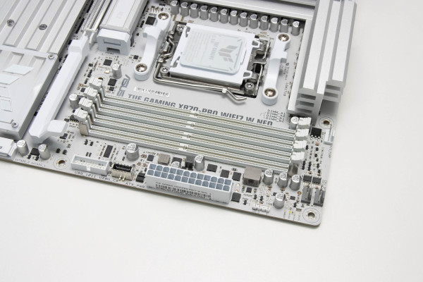 asus_tuf_gaming_x870_pro_wifi7_w_neo_6