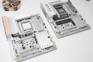 gigabyte_x870e_aero_x3d_wood_15