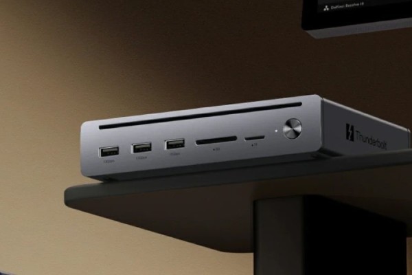 UGREEN Maxidok_ Prvi Thunderbolt 5 dockovi s integriranim 8TB SSD-om i brzinom od 120Gbps_2