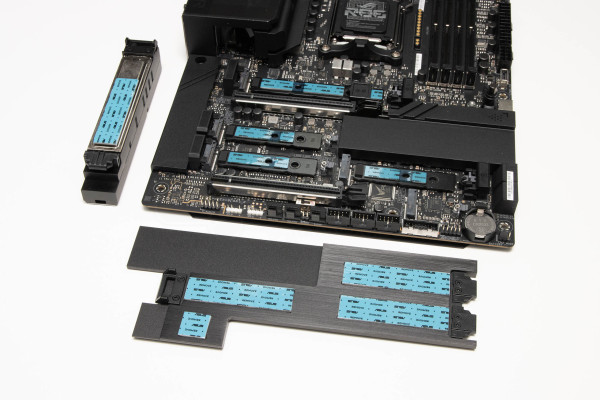 asus_crosshair_x870e_dark_hero_10