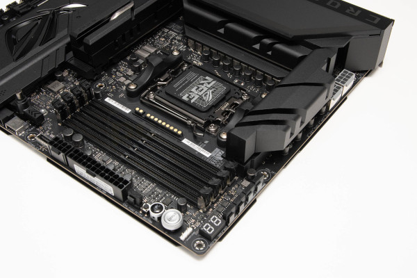 asus_crosshair_x870e_dark_hero_7