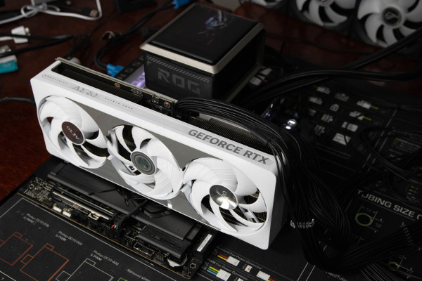 asus_rog_ryuo_IV_360_argb_19