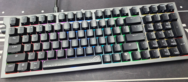 asus_rog_strix_morph_96_wireless_23