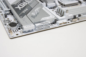 asus_rog_strix_x870e_a_gaming_wifi7_neo_12