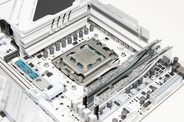 asus_rog_strix_x870e_a_gaming_wifi7_neo_13