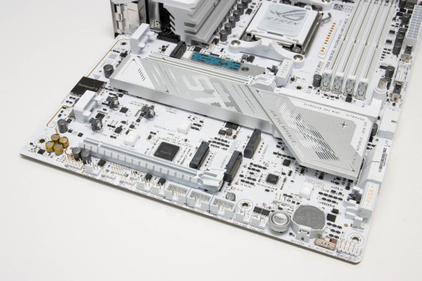 asus_rog_strix_x870e_a_gaming_wifi7_neo_7